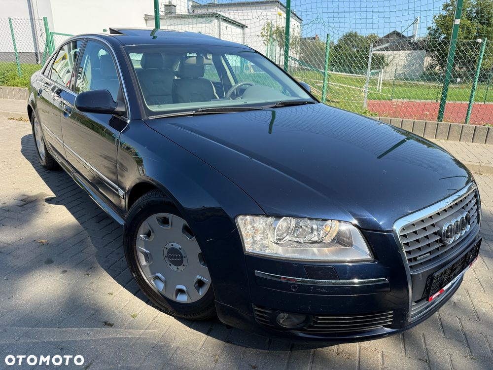Audi A8 4.2 Quattro - 2