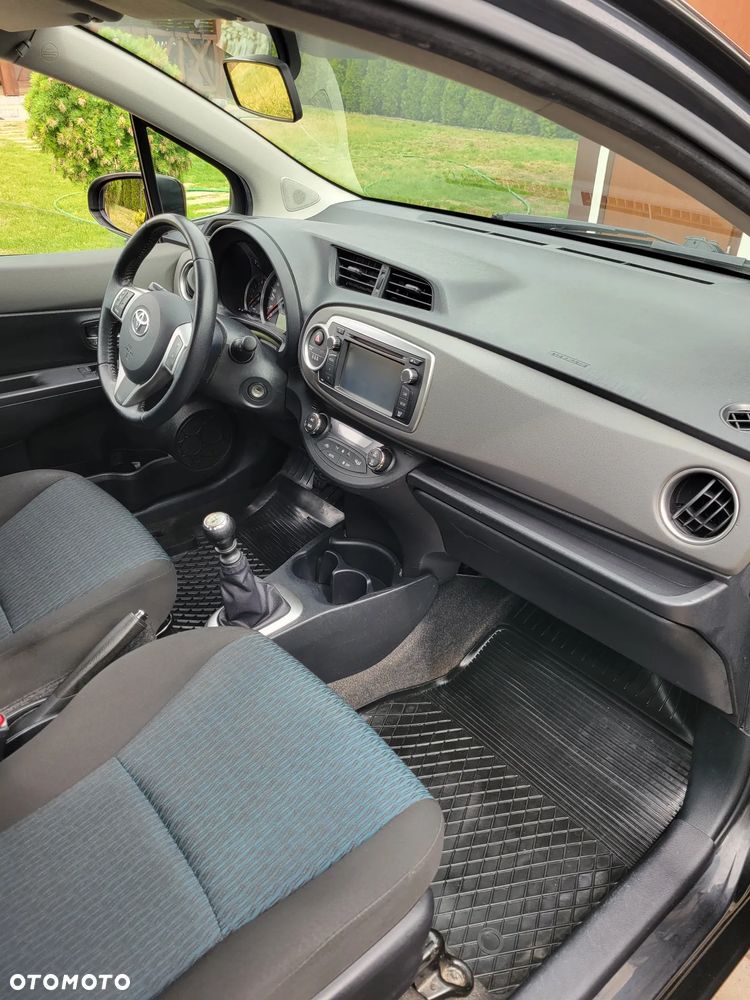 Toyota Yaris - 11