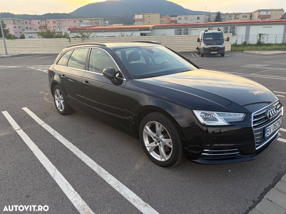 Audi A4 Avant 2.0 TDI S tronic - 1
