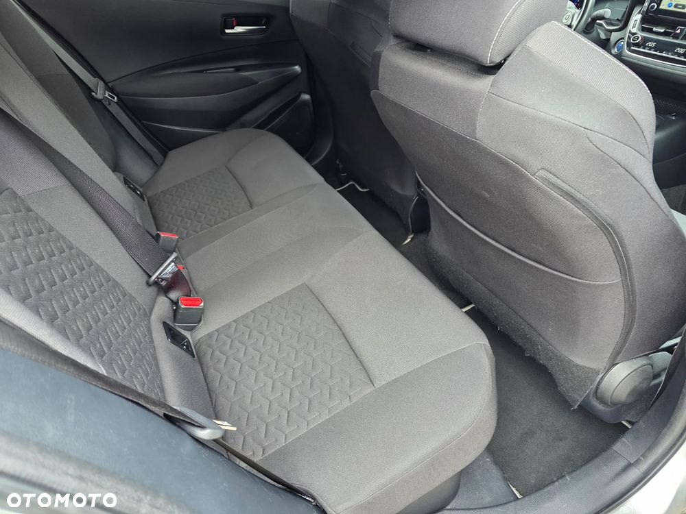 Toyota Corolla 2.0 Hybrid Comfort - 15