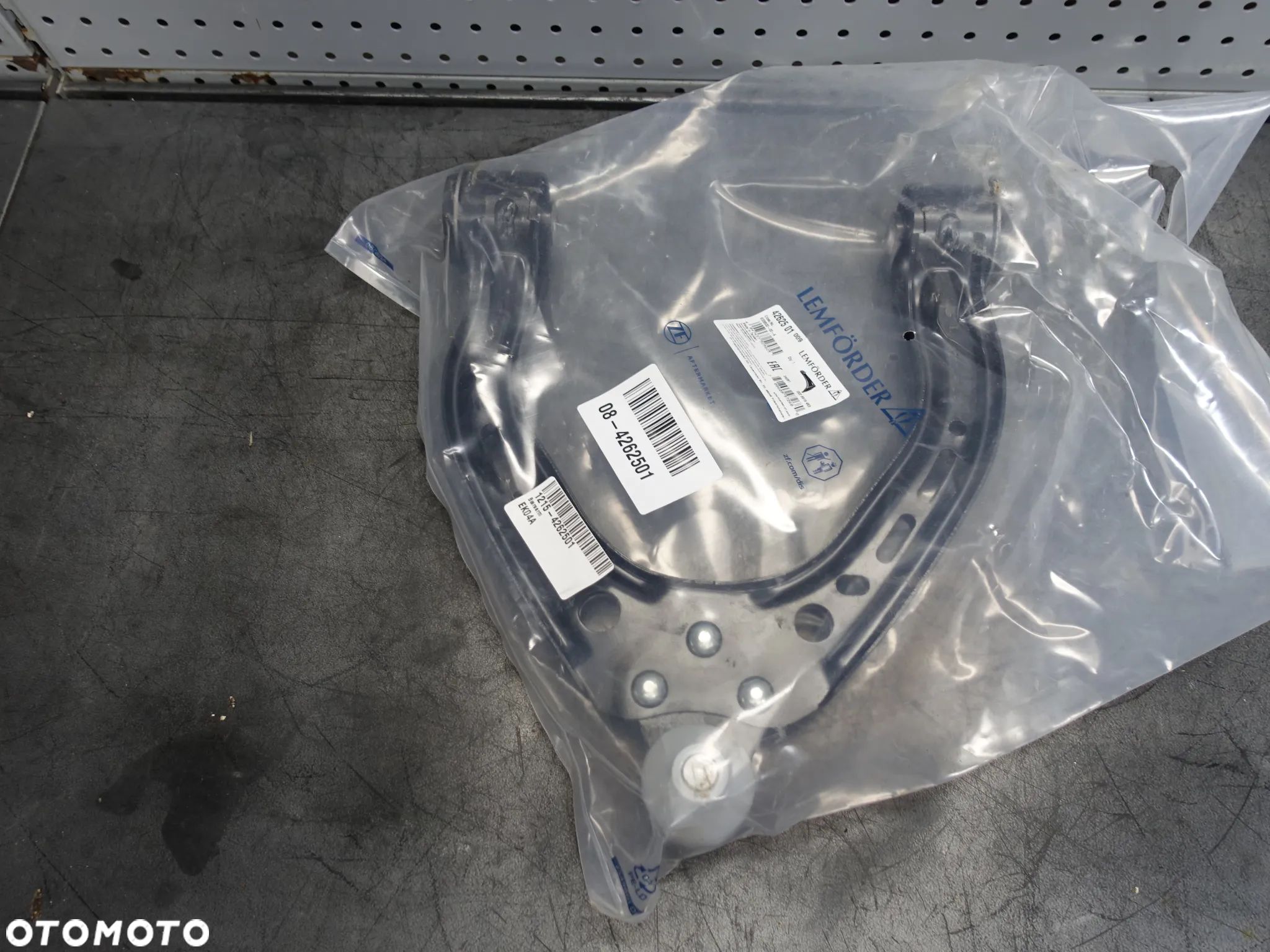 WAHACZ ZAWIESZENIA KOŁA PRZÓD Lewy GÓRA PRZÓD TESLA S 6006532-00-A - 1