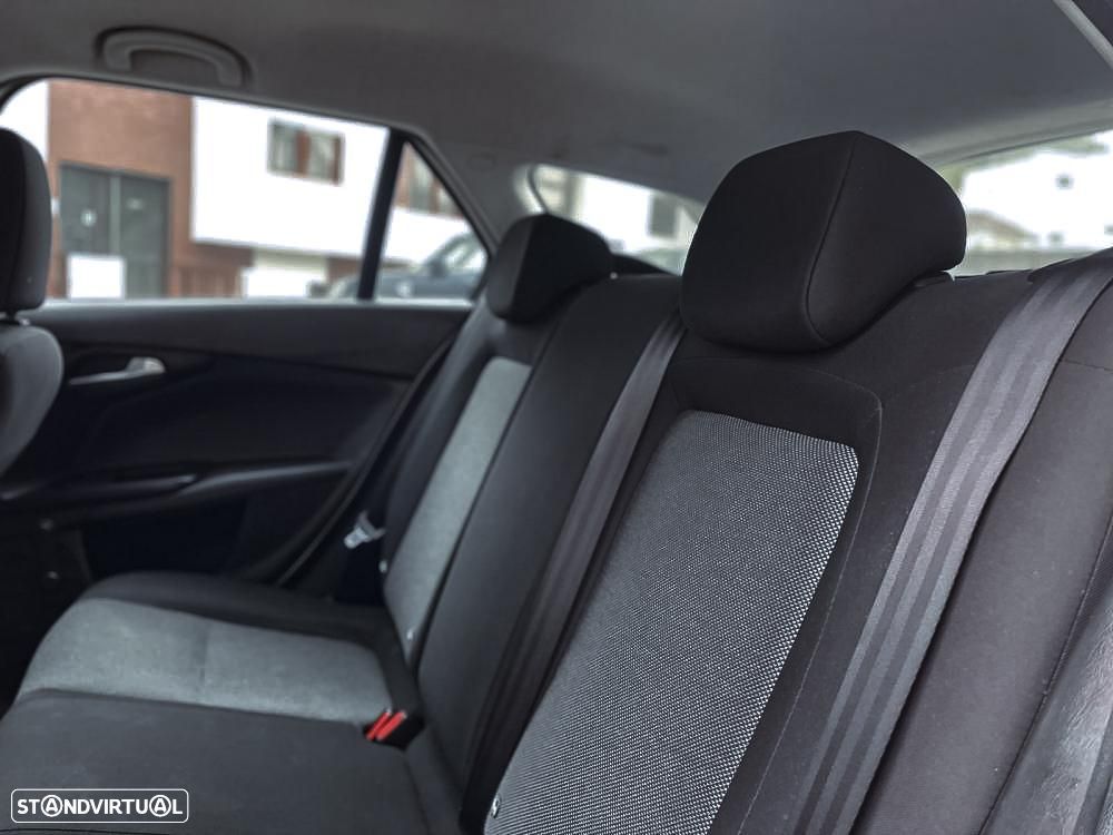 Fiat Tipo Station Wagon 1.3 M-Jet Lounge - 6