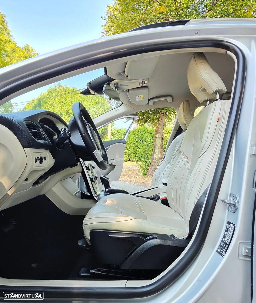 Volvo V40 2.0 D2 Volvo Ocean Race Geartronic - 30
