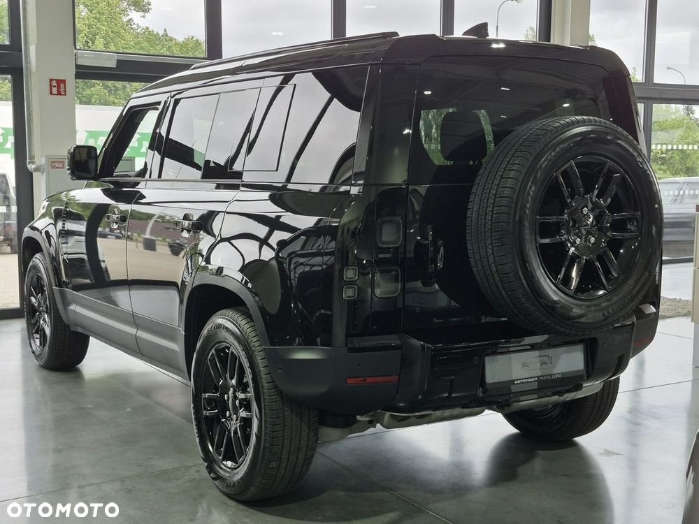 Land Rover Defender - 7
