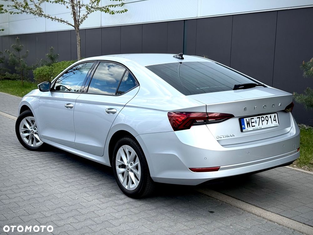 Skoda Octavia 1.5 TSI ACT Ambition - 4