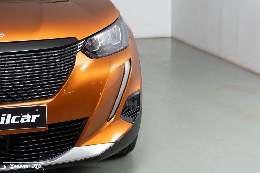 Peugeot 2008 1.2 PureTech Allure Pack EAT8 - 18