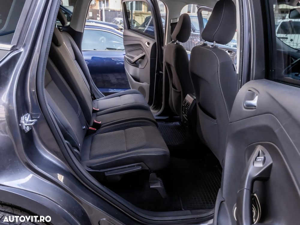 Ford Kuga 1.5 TDCi 2WD Powershift Trend - 8