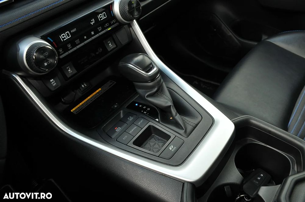 Toyota RAV4 2.5 Hybrid VVT-iE 4x2 Dynamic - 12