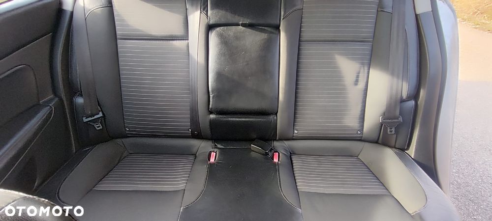 Renault Latitude 2.0 dCi - 17