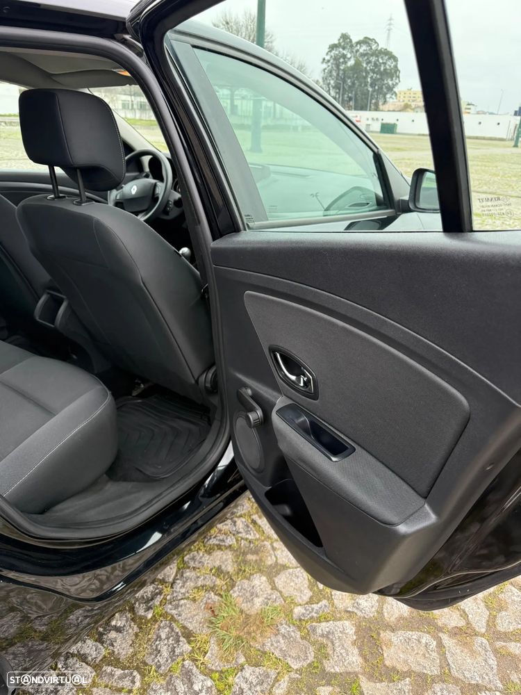 Renault Mégane ENERGY dCi 110 Start & Stop LIMITED - 9