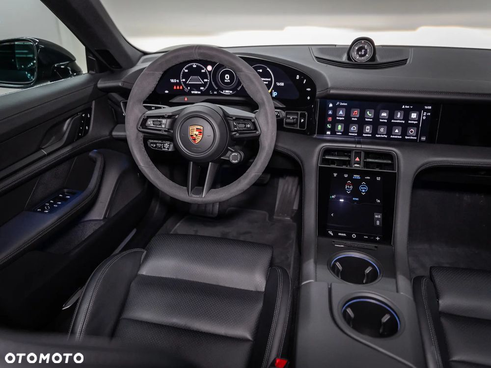 Porsche Taycan 4S - 21