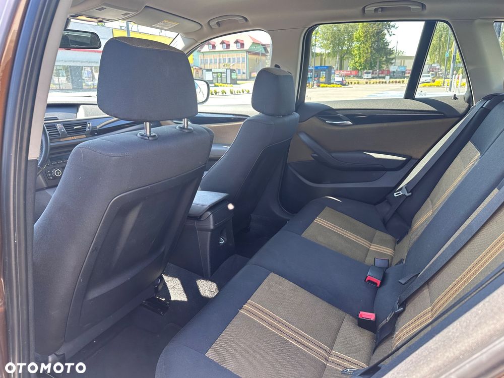 BMW X1 xDrive20d - 14