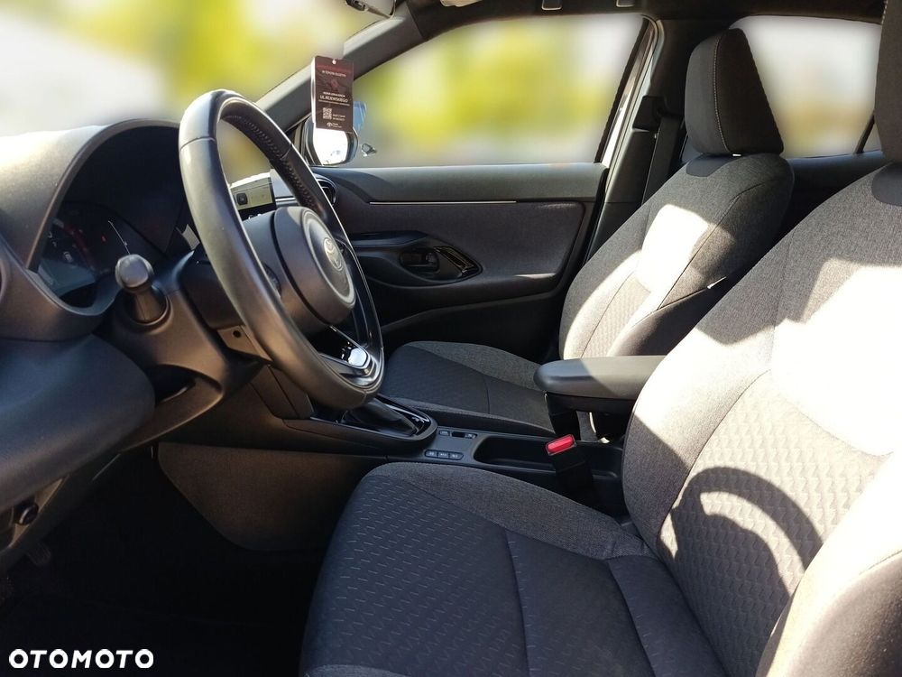 Toyota Yaris Cross Hybrid 1.5 Style - 19