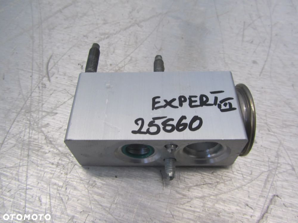 Peugeot Expert-Jumpy-Proace 16r->zawór rozprężny klimatyzacji XS447500-S690 - 2