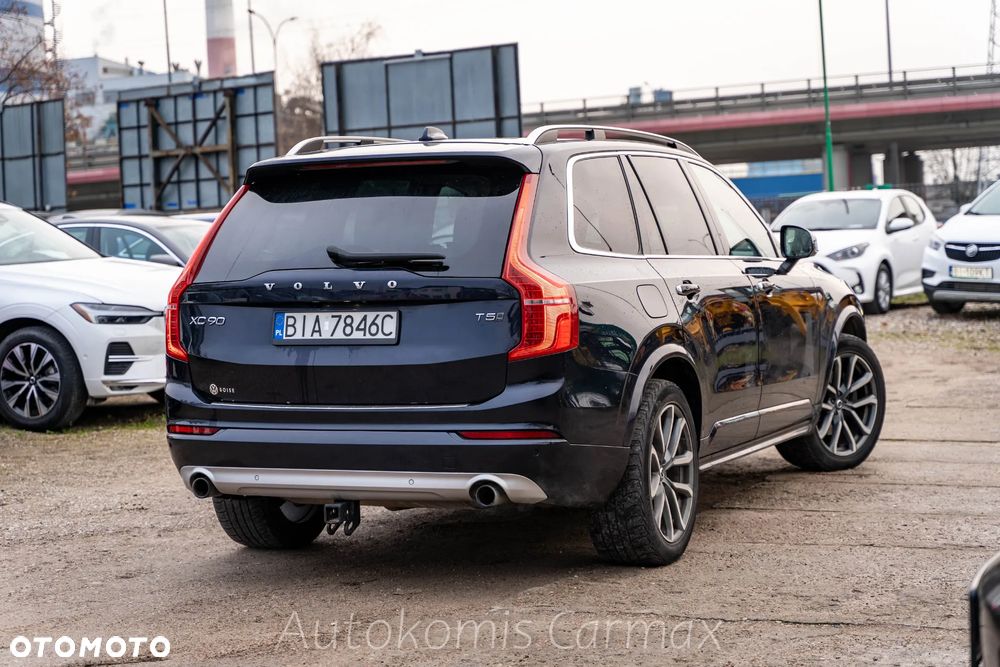 Volvo XC 90 T5 AWD Geartronic Momentum - 8
