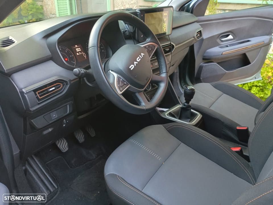 Dacia Jogger 1.0 ECO-G SL Extreme+ Up&Go 7L Bi-Fuel - 7