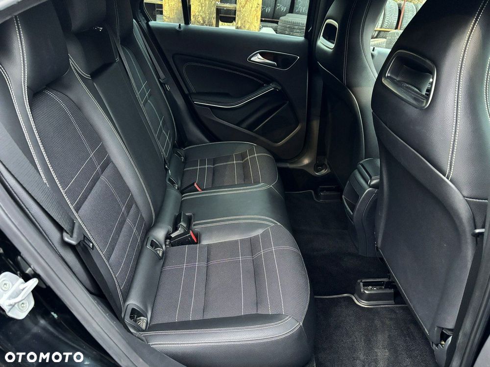 Mercedes-Benz Klasa A 180 Urban - 20