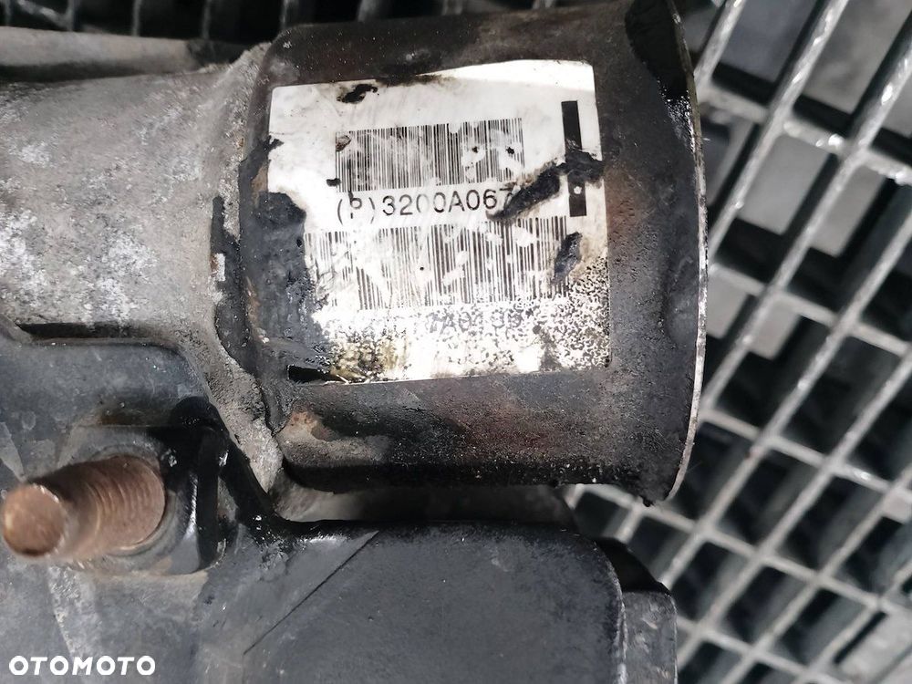 REDUKTOR SKRZYNI BIEGÓW JEEP PATRIOT 3200A067 2.4 16V - 7