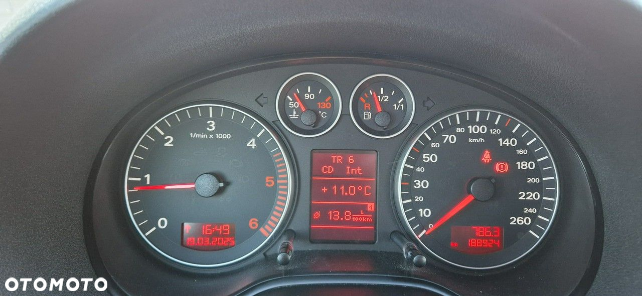 Audi A3 2.0 TDI S Line Sportpaket plus - 34