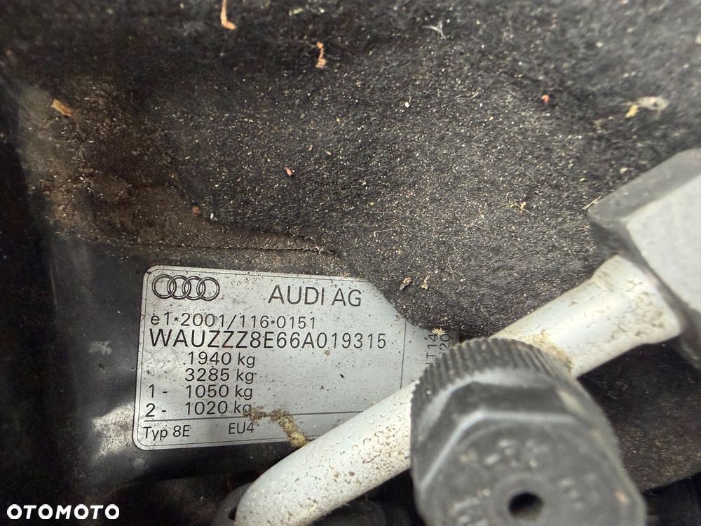 Audi A4 Limousine - 37