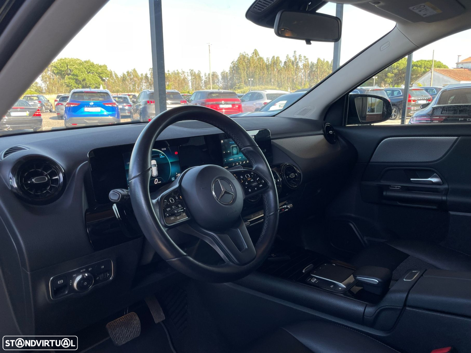 Mercedes-Benz GLA 180 d Progressive - 11