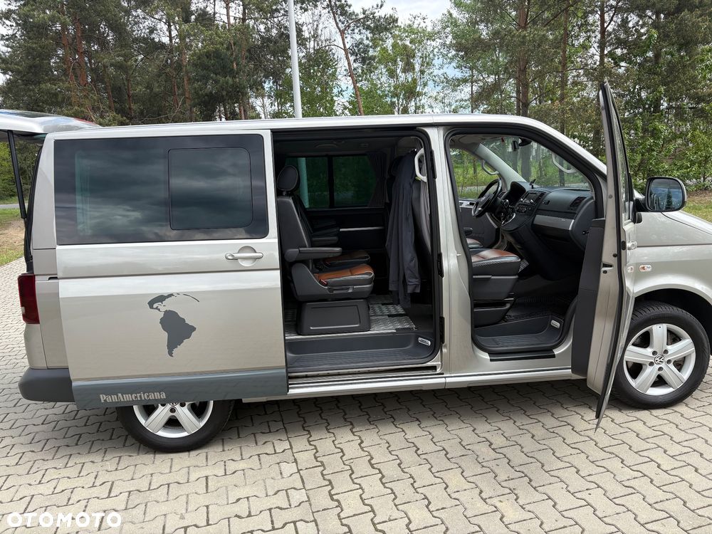 Volkswagen Multivan - 8