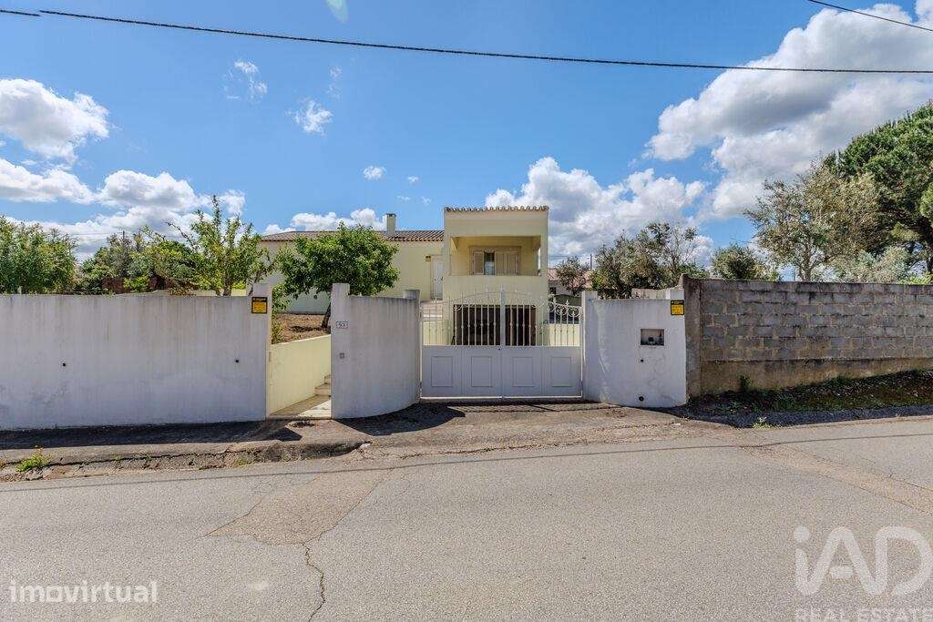 Casa / Villa T3 em Aldeia do Mato e Souto de 330,00 m2 - Grande imagem: 2/30