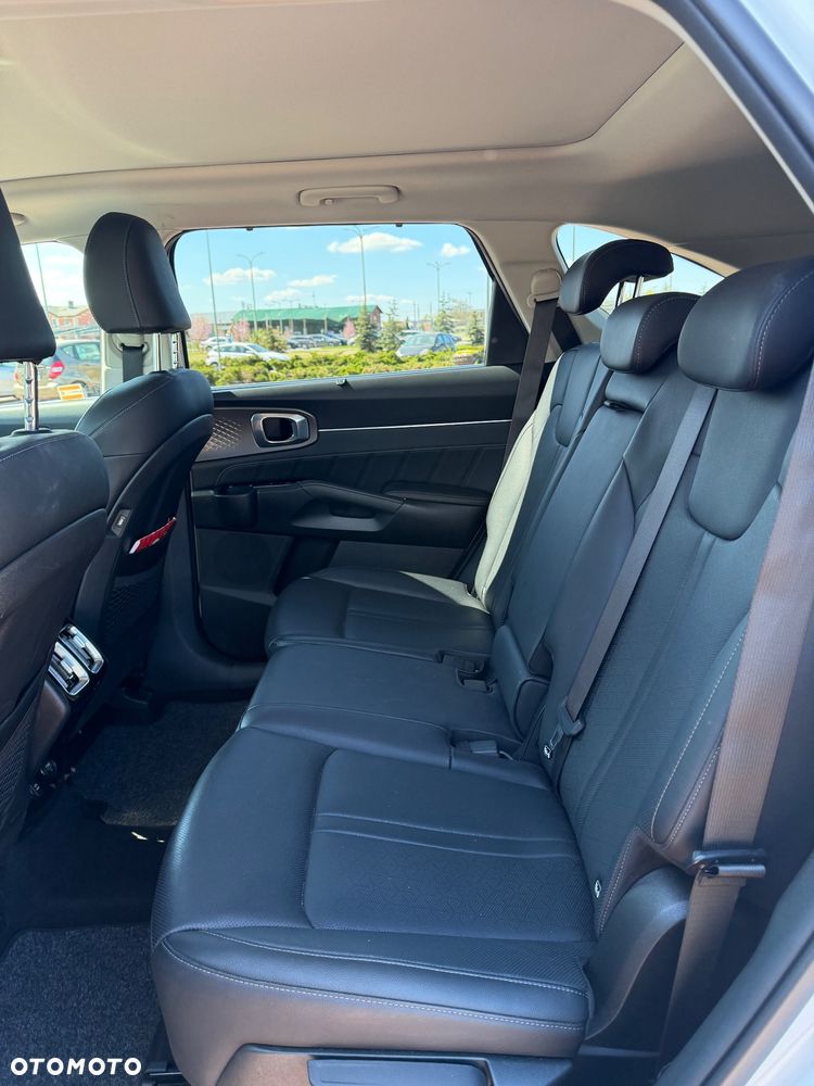 Kia Sorento 2.2 CRDi XL 4WD DCT 7os - 9