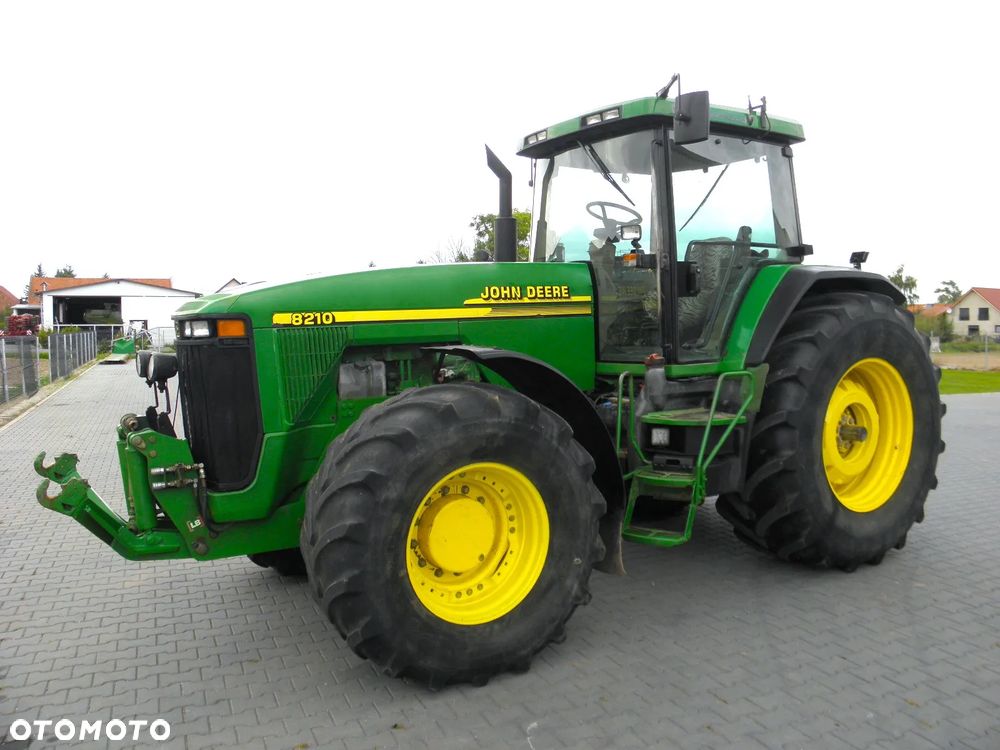 John Deere 8210 2001 Rok, Nie Malowany , Stan Bardzo Dobry - 1