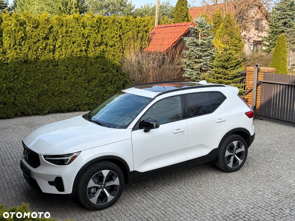 Volvo XC 40 B5 B AWD Geartronic RDesign - 1