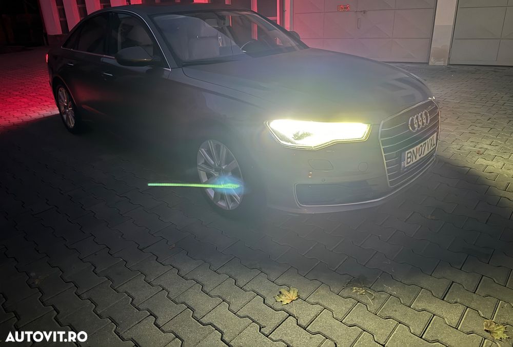 Audi A6 2.0 TDI Ultra S tronic - 11
