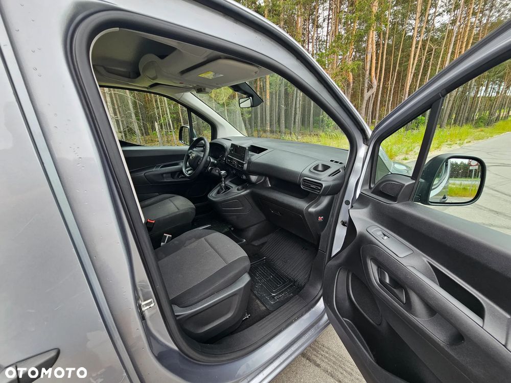 Toyota Proace City Verso 1.2 D-4T Combi - 9