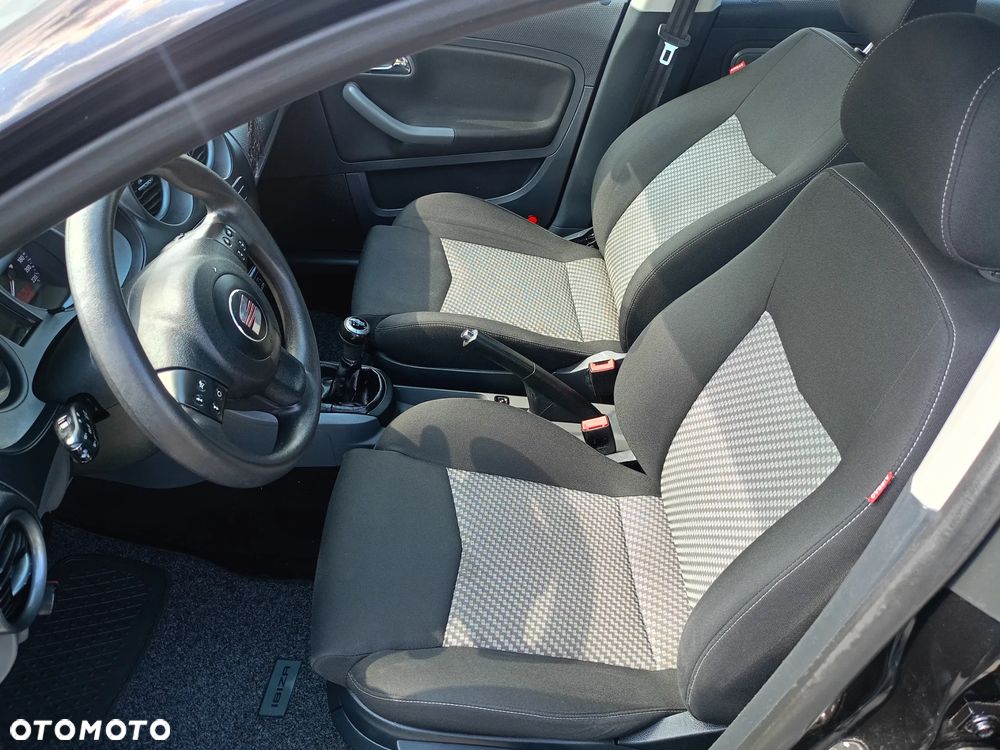 Seat Ibiza 1.4 16V Entry - 17