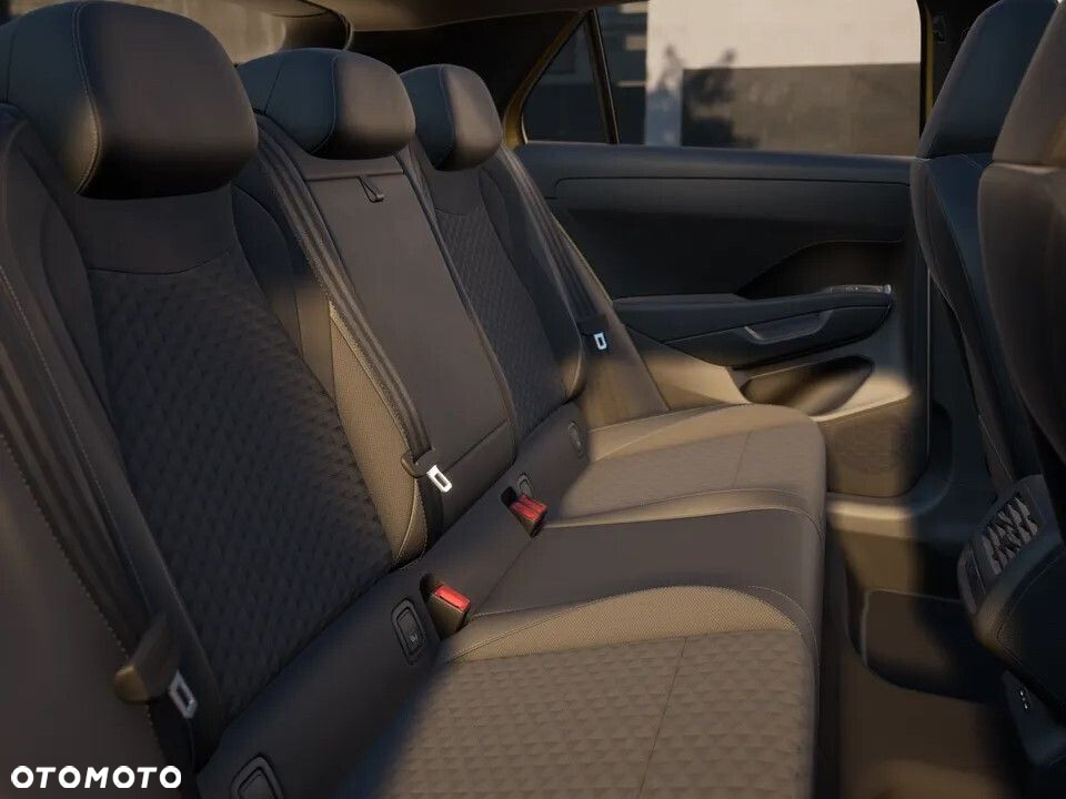 Volkswagen T-Roc - 12