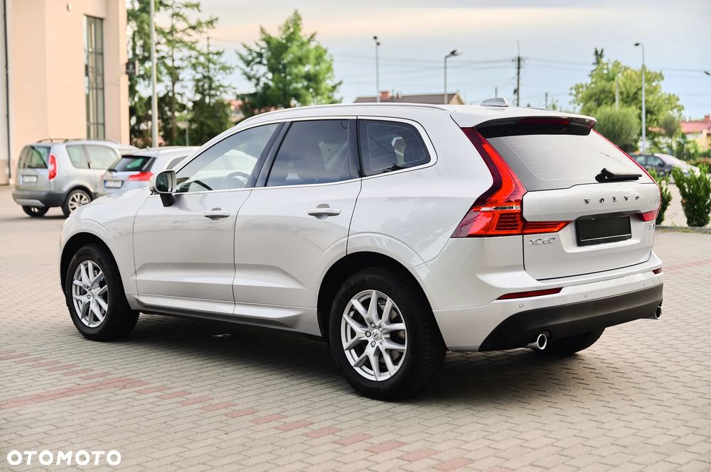 Volvo XC 60 B4 D AWD Momentum Pro - 7