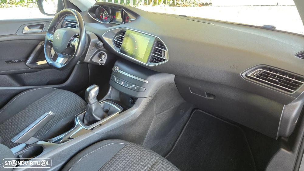 Peugeot 308 SW 1.6 BlueHDi Style - 18