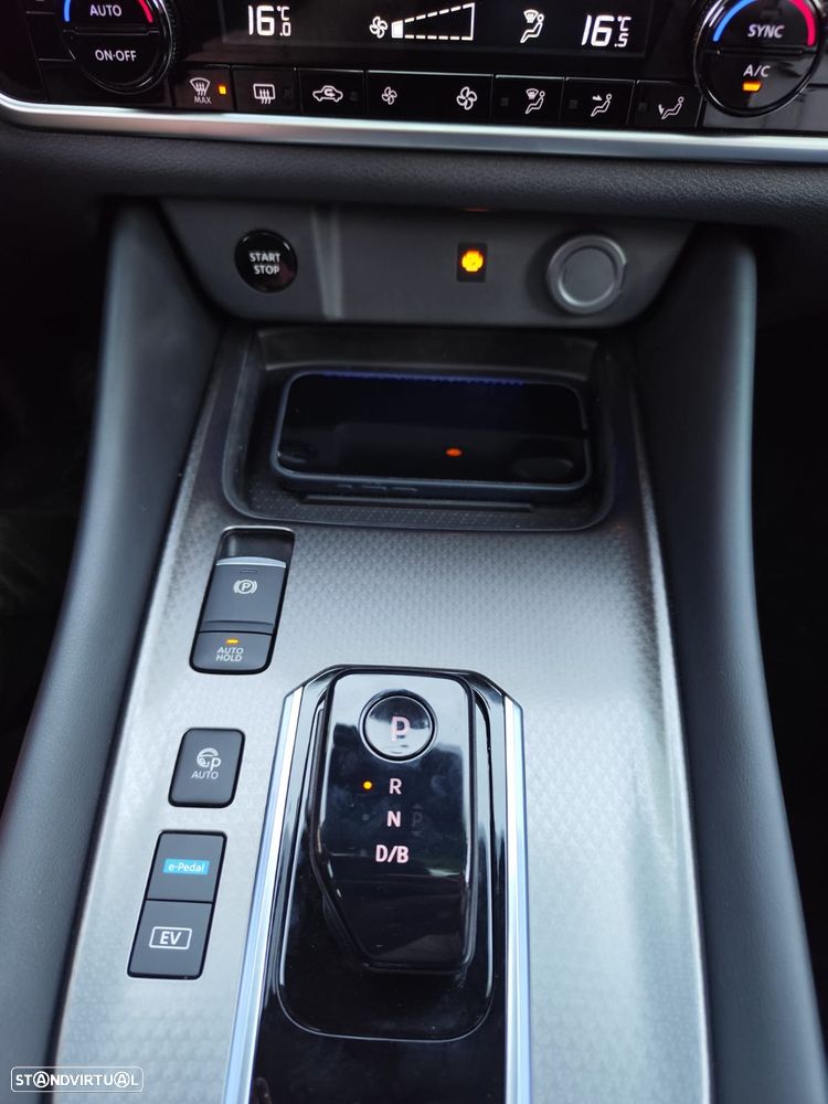 Nissan Qashqai +2 - 26