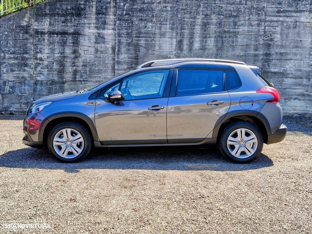 Peugeot 2008 1.2 PureTech Signature - 2