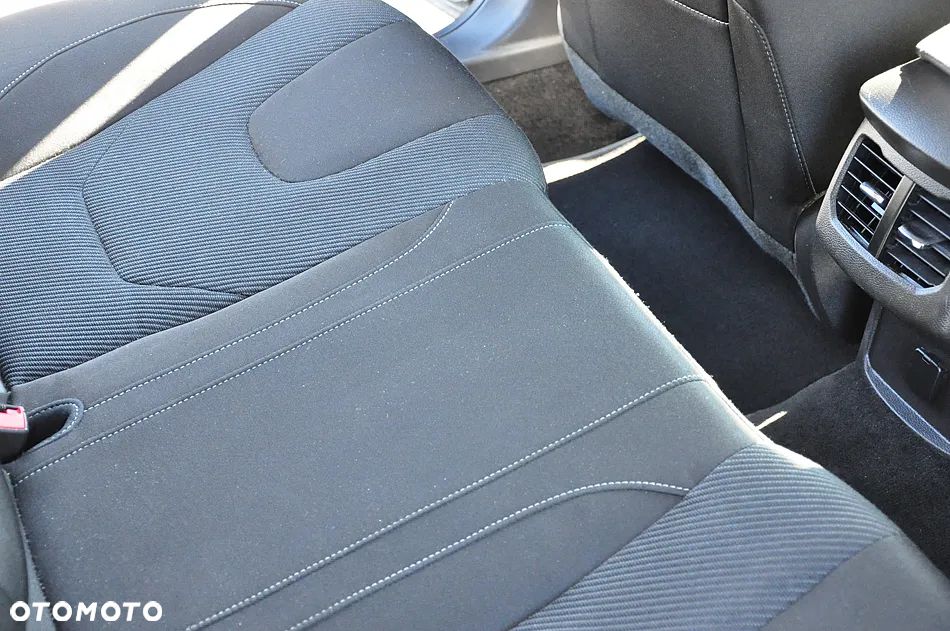 Ford Mondeo 2.0 TDCi Trend PowerShift - 22