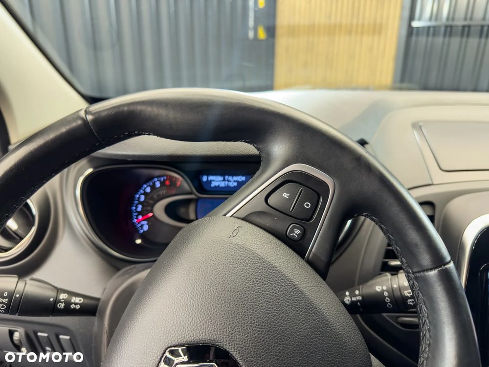Renault Captur ENERGY TCe 120 Experience - 29