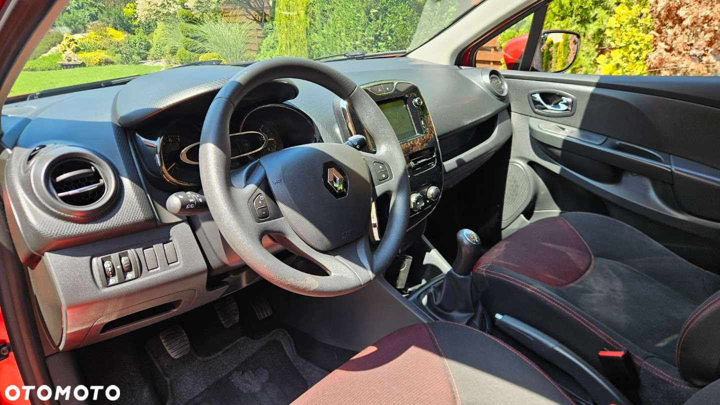 Renault Clio - 16