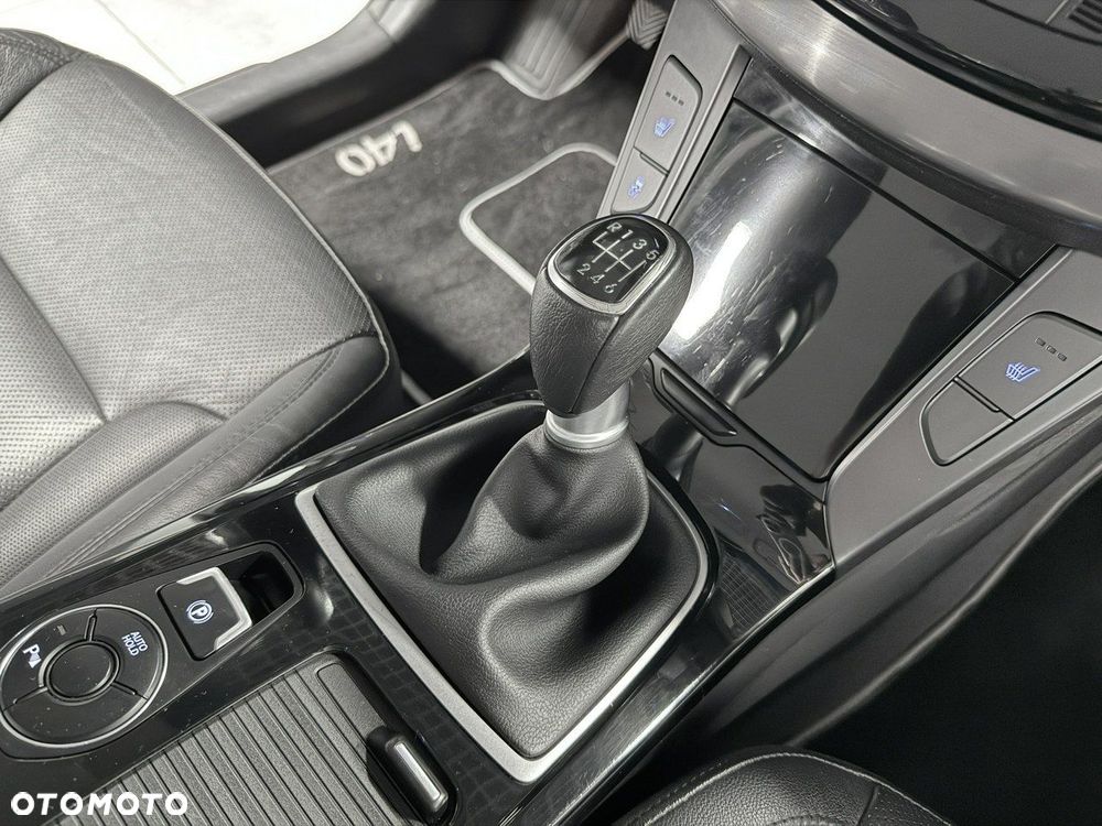 Hyundai i40 - 24