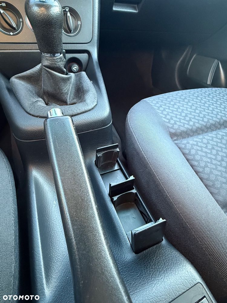 Audi A4 Limousine - 15