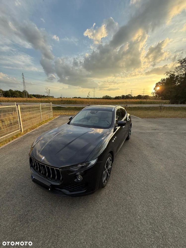 Maserati Levante S Q4 - 13