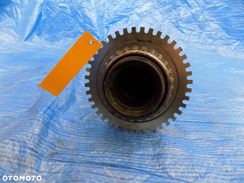 John Deere seria 6000, 6600  6506 wałek tulej WOM l101903 6800 6900 - 5