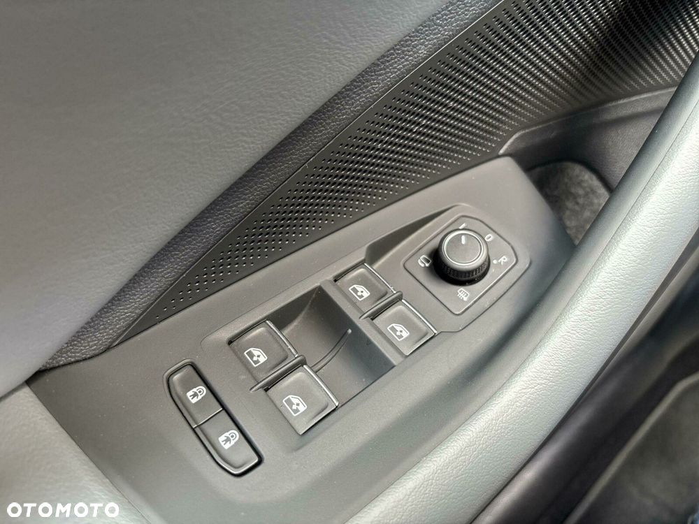 Volkswagen Passat 2.0 TDI EVO Elegance DSG - 37