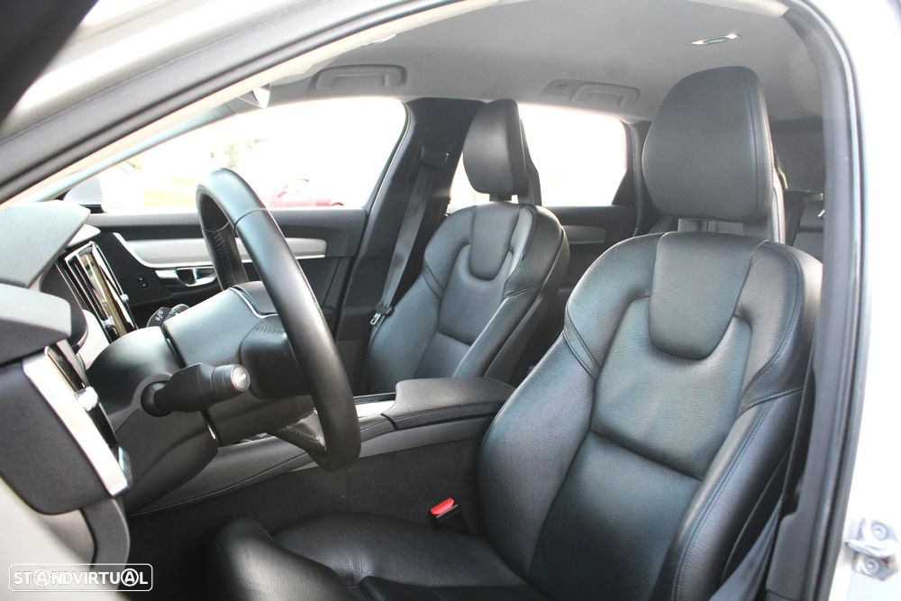 Volvo V90 2.0 D4 Inscription Geartronic - 36