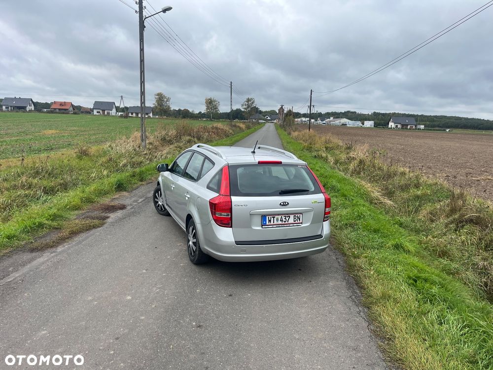 Kia Ceed - 17