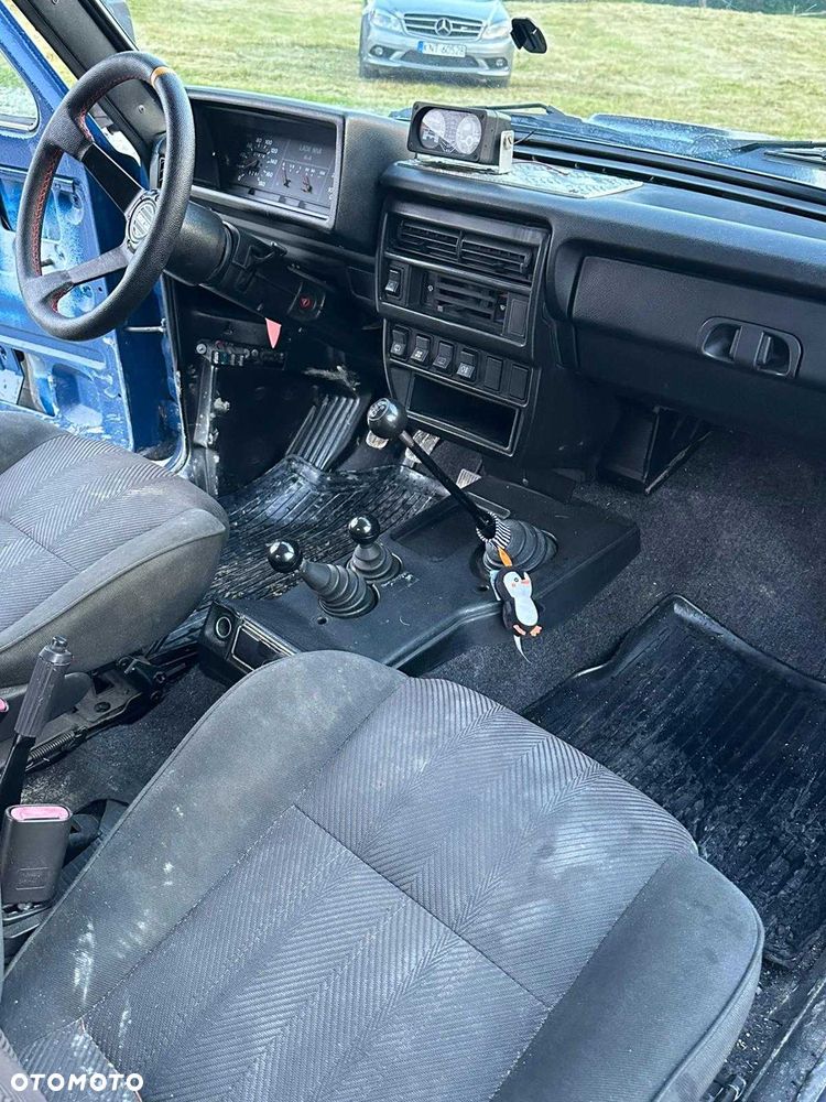 Lada Niva - 7