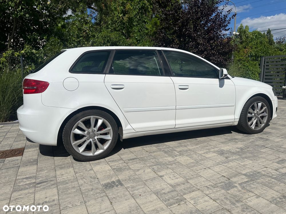 Audi A3 Sportback 2.0 TDI DPF Quattro Ambition - 5